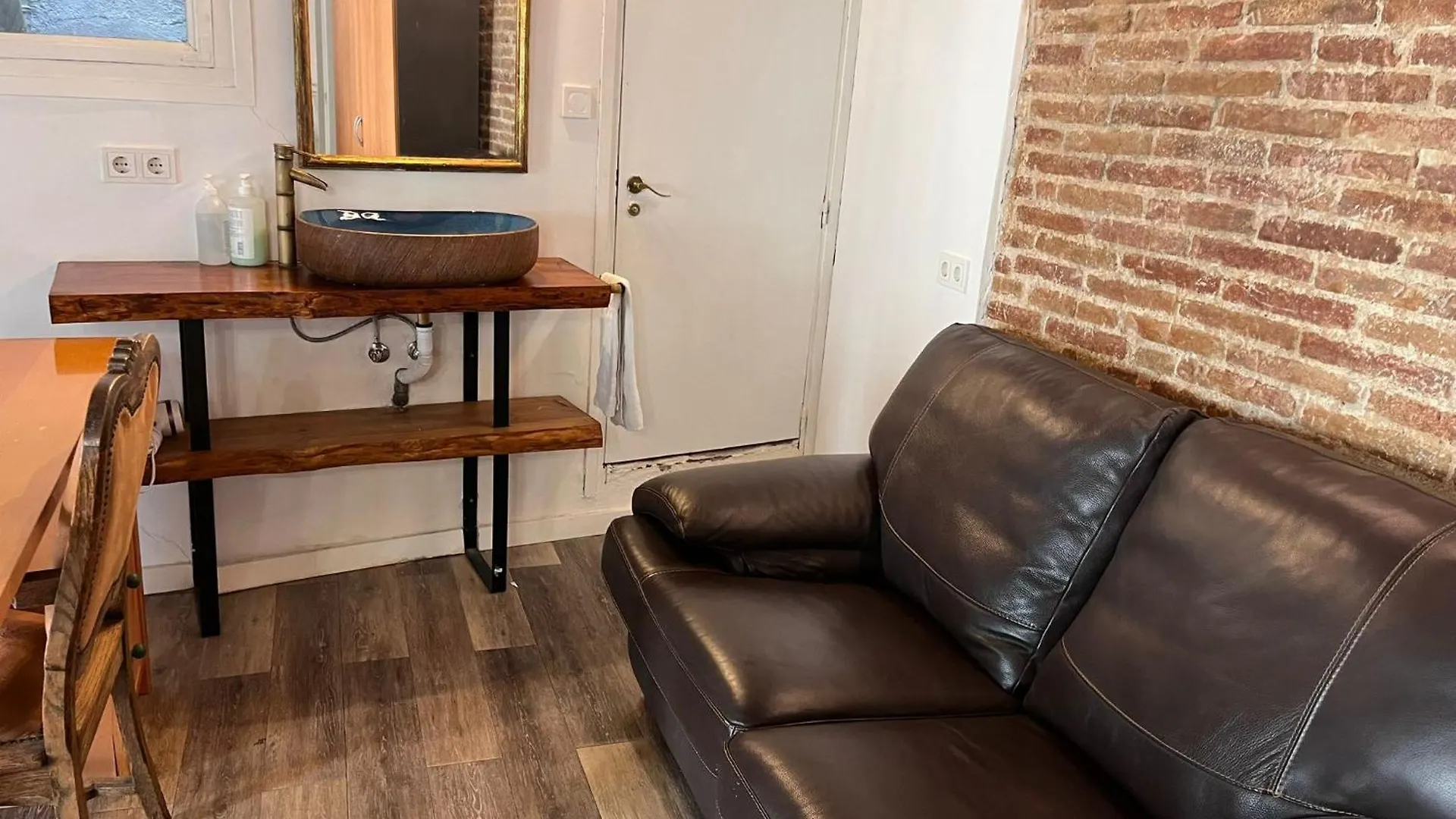 Cataluna Room Barcelona 0*,  Spain
